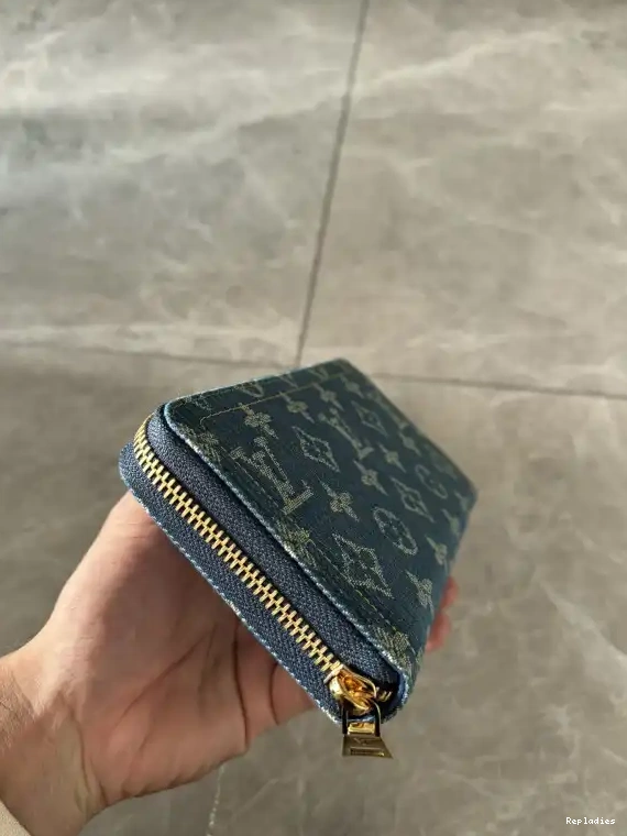 Repladies WALLET VUITTON ZIPPY LOUIS 0621